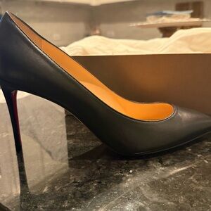 Christian Louboutin Kate pointed toe pump. Black Women's Shoes